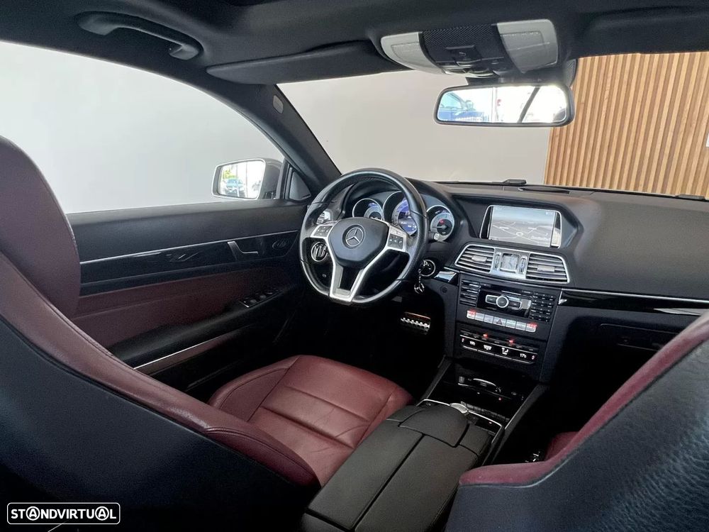 Mercedes-Benz E 220 - 53