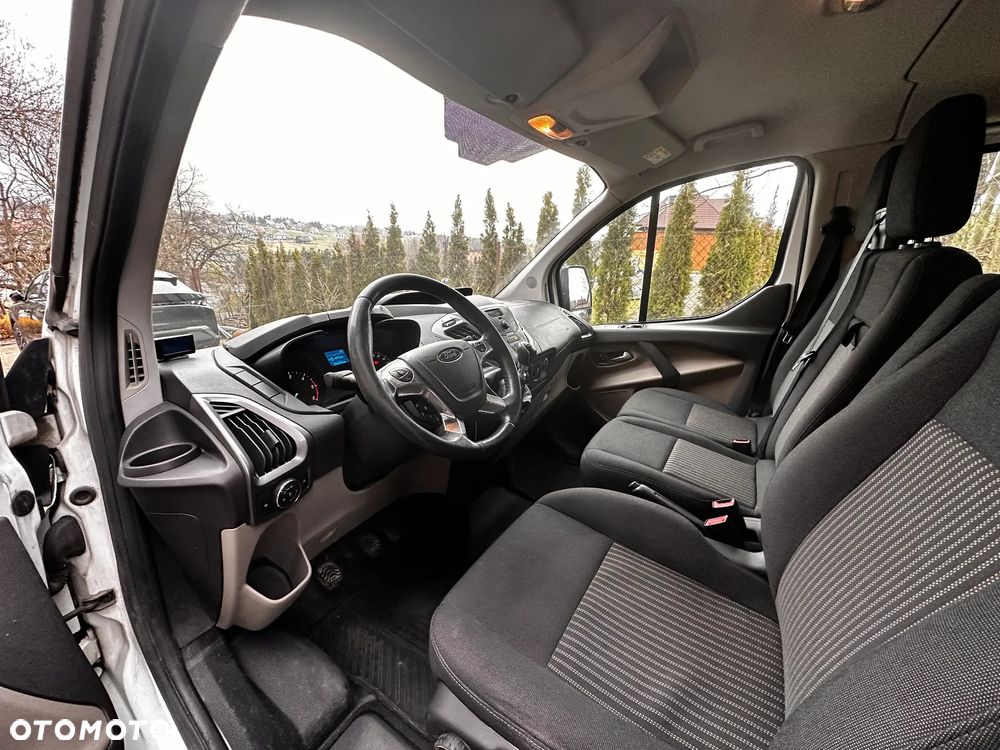 Ford TRANSIT CUSTOM - 10