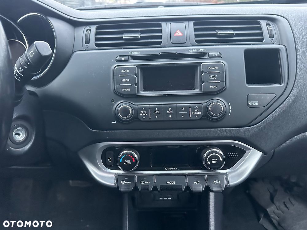 Kia Rio 1.4 Automatik Platinum Edition - 29