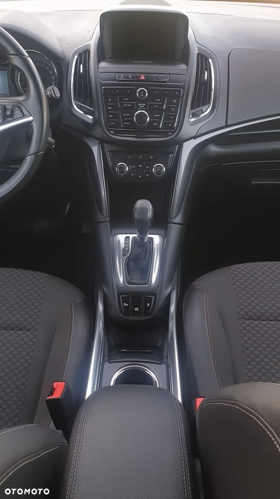 Opel Zafira Tourer 1.4 Turbo Automatik Business Edition - 31