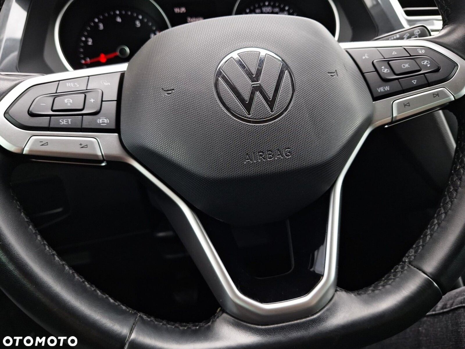 Volkswagen Tiguan 1.5 TSI EVO Life - 23