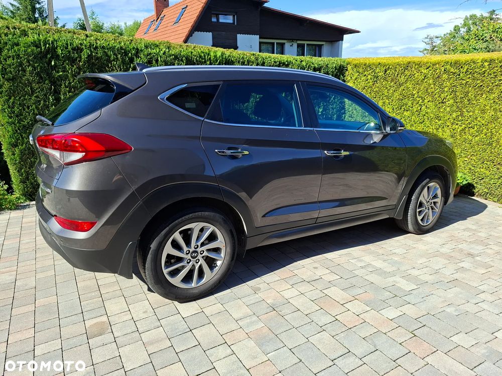 Hyundai Tucson 1.7 CRDI BlueDrive Style 2WD - 4
