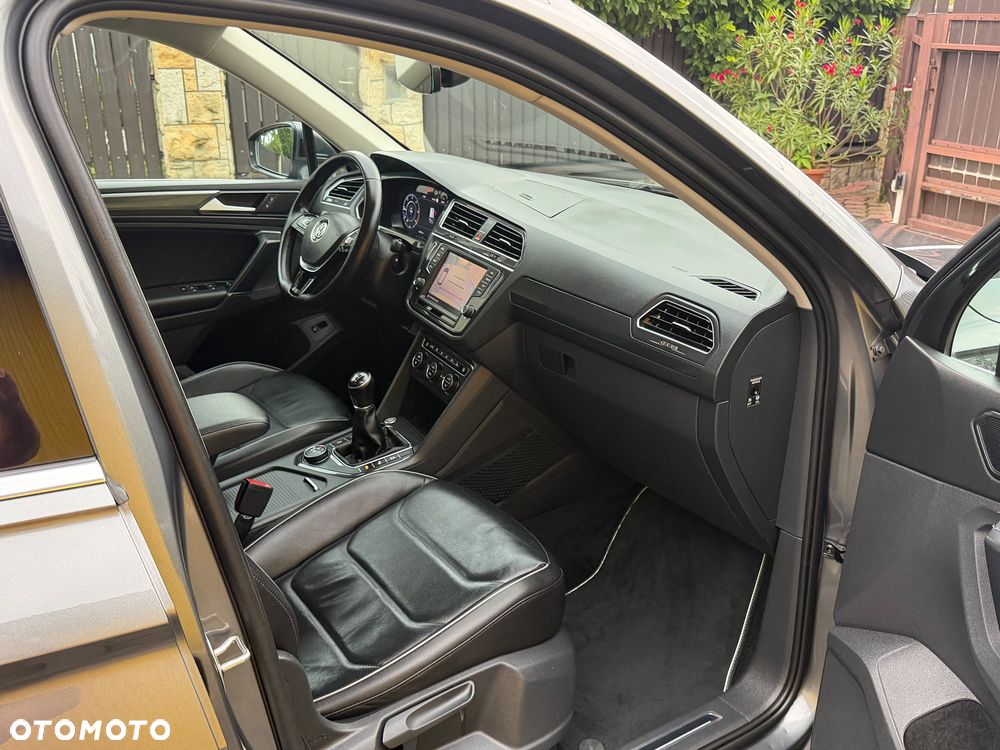 Volkswagen Tiguan 2.0 TDI SCR 4MOTION (BlueMotion Tech) Trendline - 19
