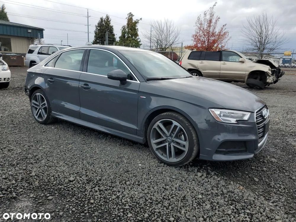 Audi A3 Limousine TFSI quattro 150 kW S tronic S line - 3