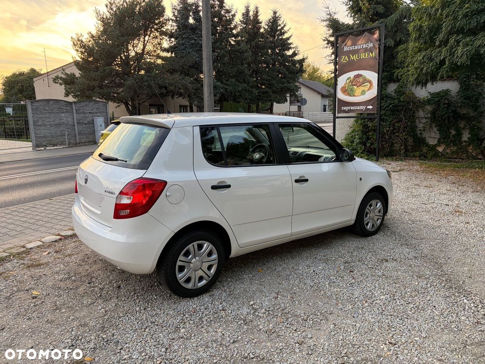 Skoda Fabia - 3