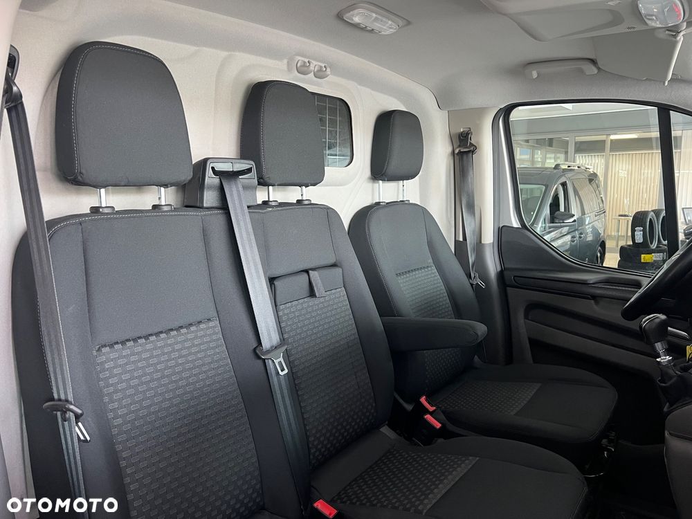 Ford Transit Custom - 38