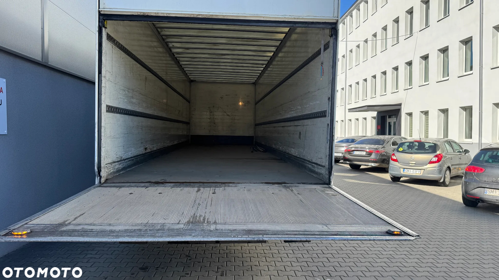 MAN TGL 12.250 4x2BL - 15
