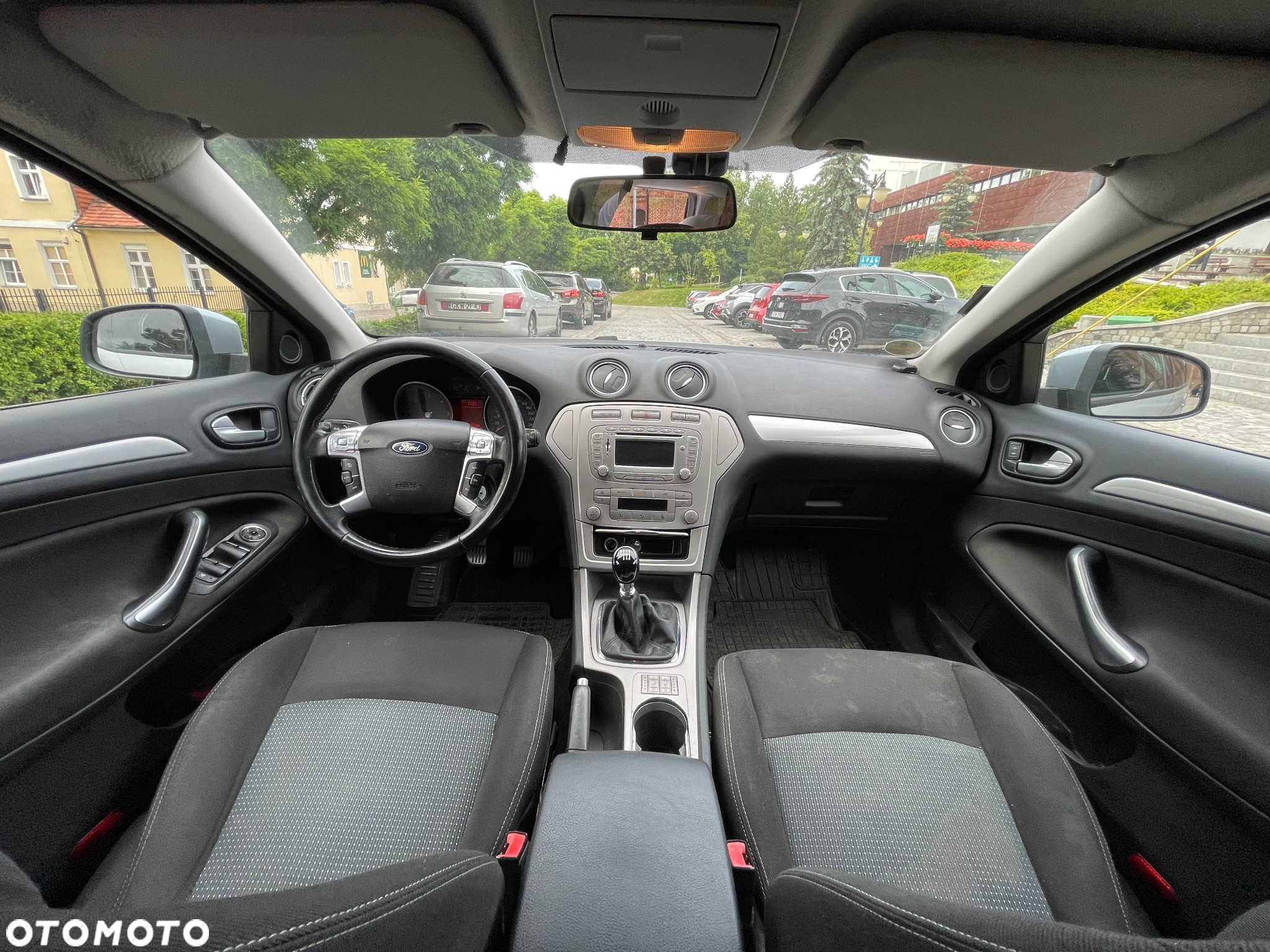 Ford Mondeo 2.0 TDCi Ambiente - 10