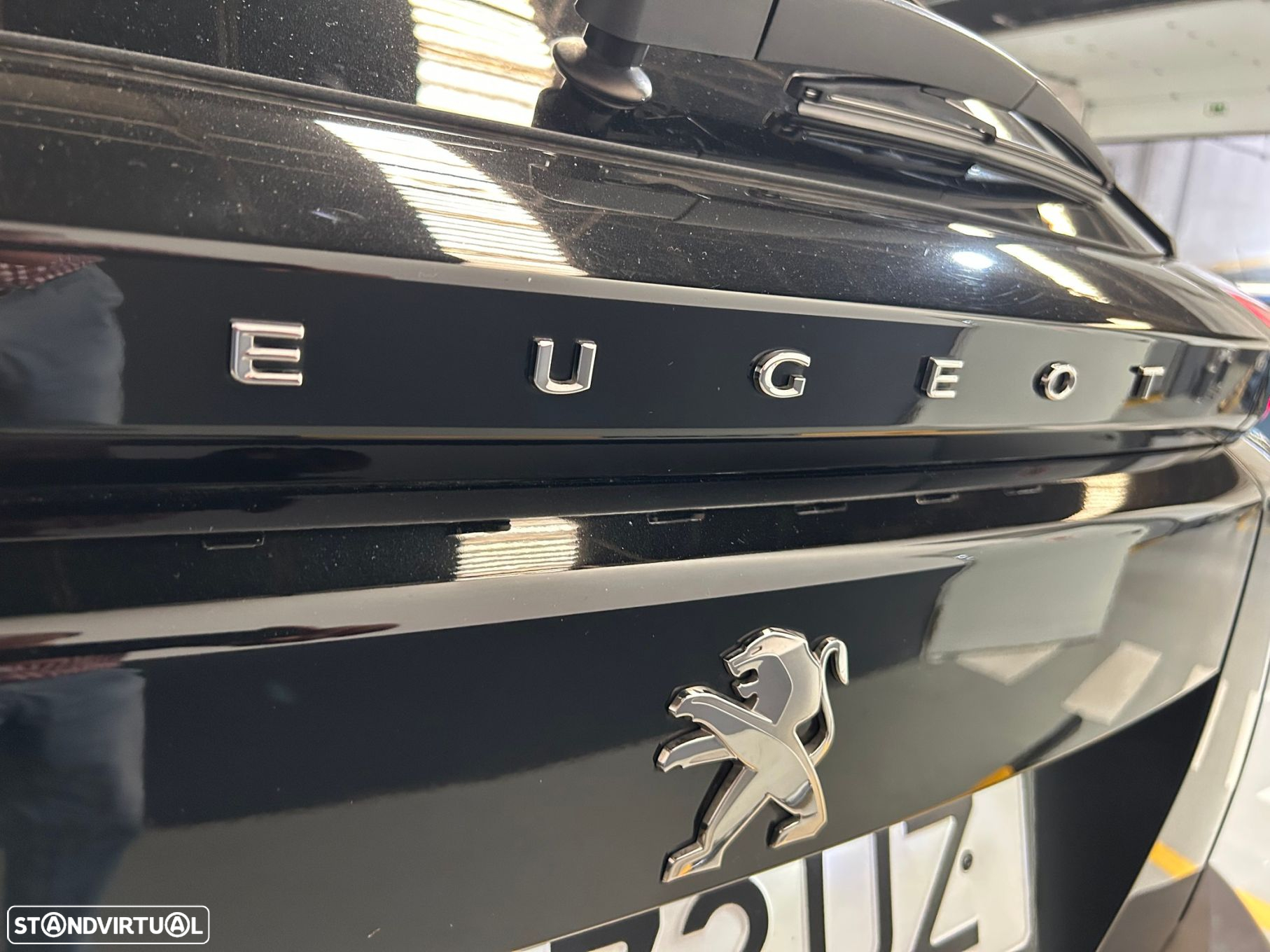 Peugeot 2008 1.2 PureTech Allure Pack - 13