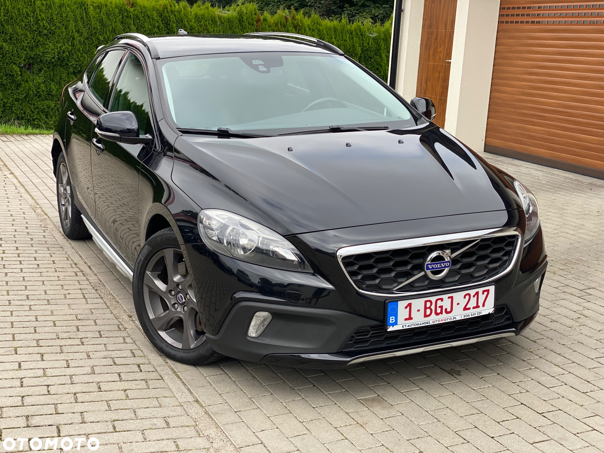 Volvo V40 Cross Country D3 Momentum - 25