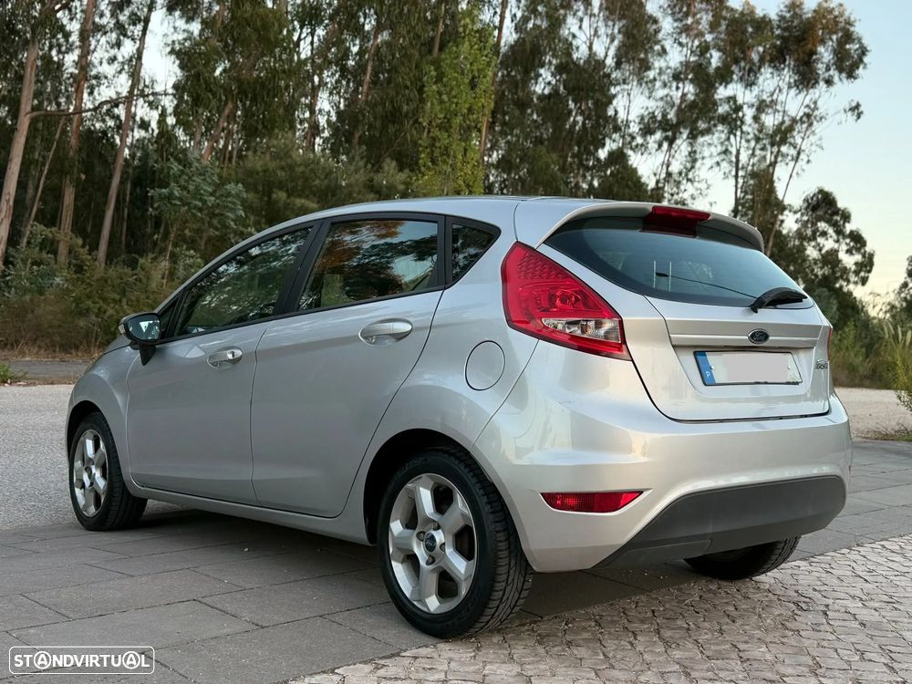 Ford Fiesta 1.25 Techno - 4