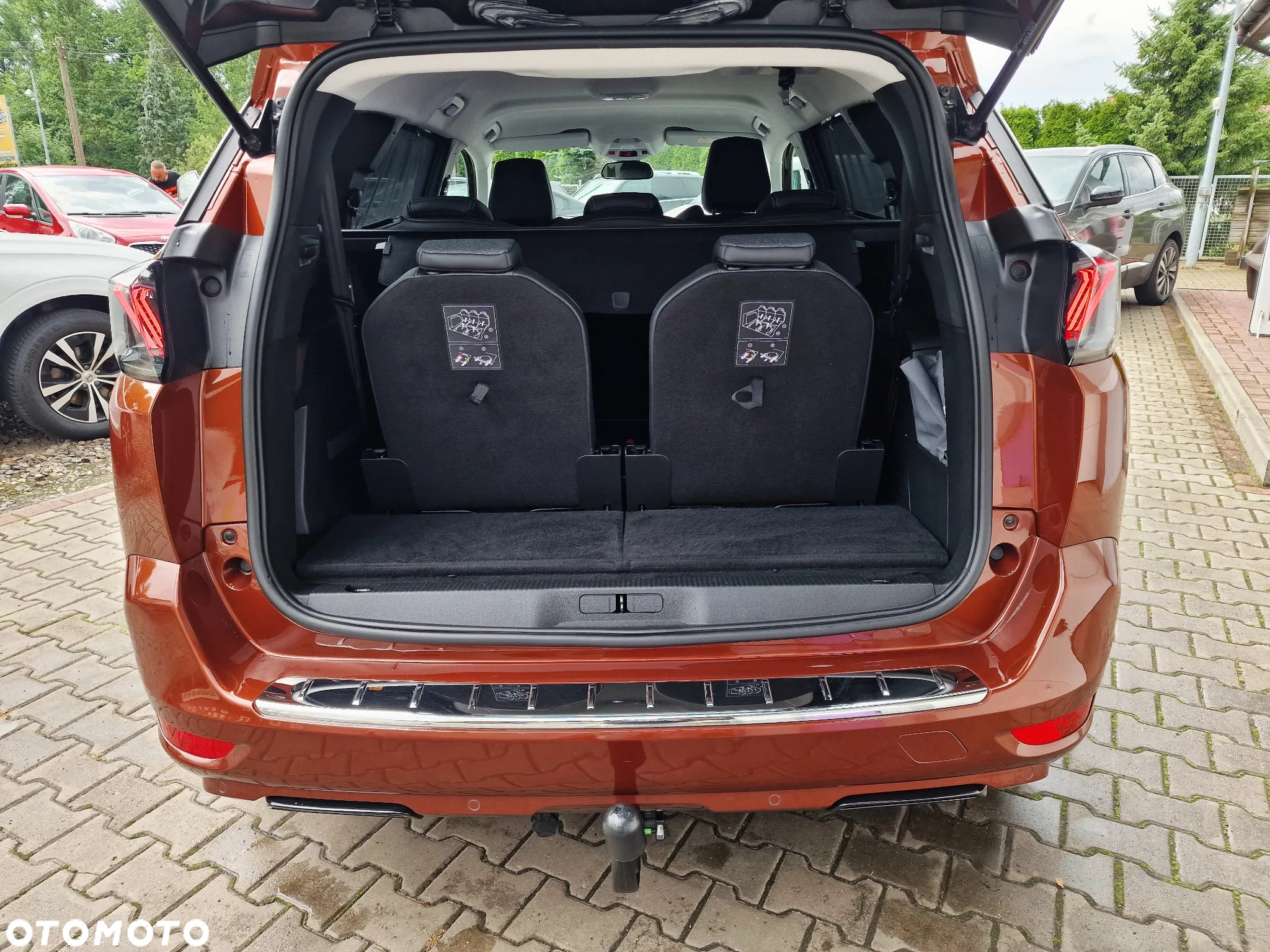 Peugeot 5008 BlueHDI 130 Allure - 16