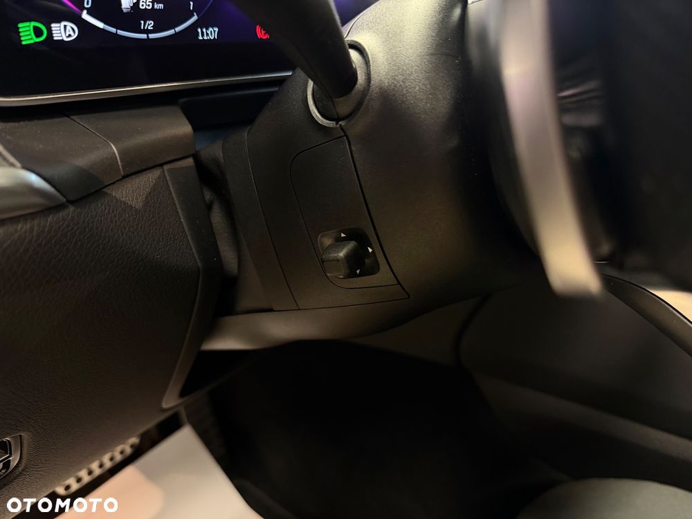 Mercedes-Benz GLC 300 4Matic 9G-TRONIC AMG Line - 24