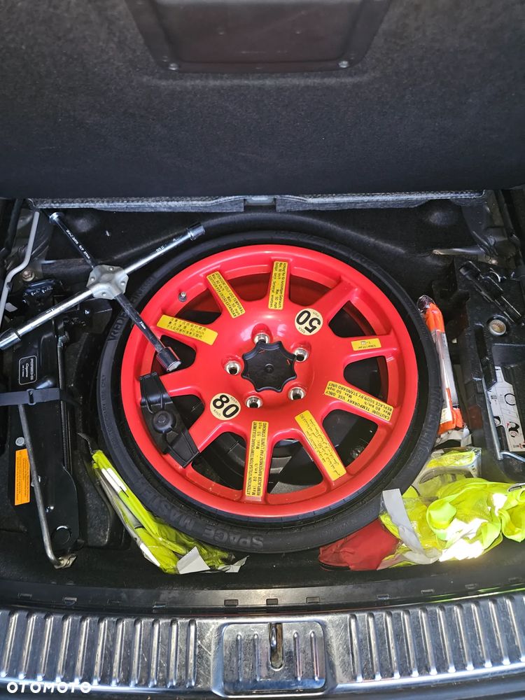 Porsche Cayenne - 12