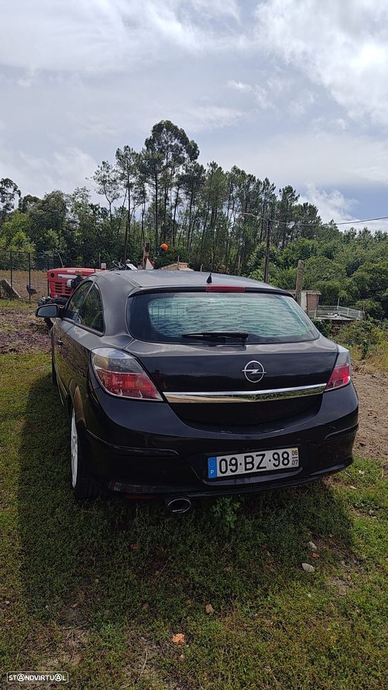 Opel Astra GTC 1.9 CDTI - 6