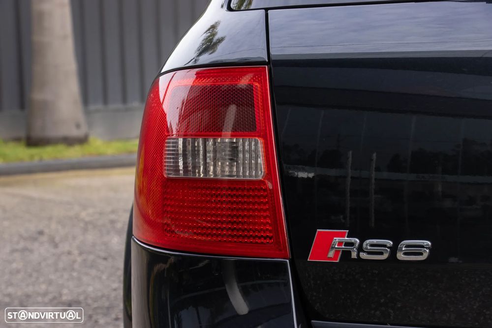 Audi RS6 Standard - 2