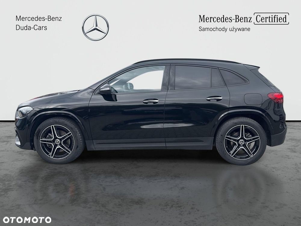 Mercedes-Benz GLA - 9