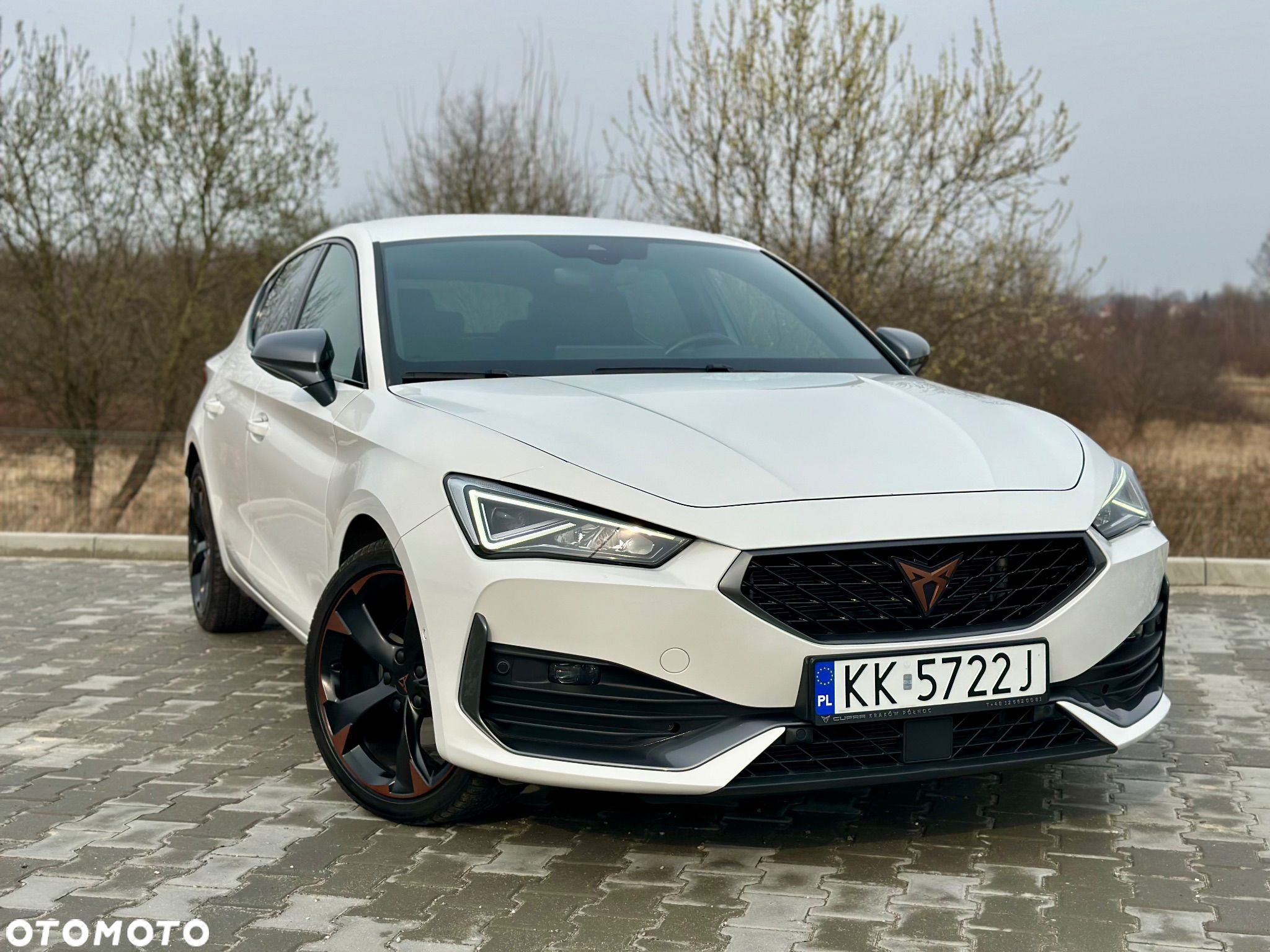 Cupra Leon 1.5 eTSI DSG - 1