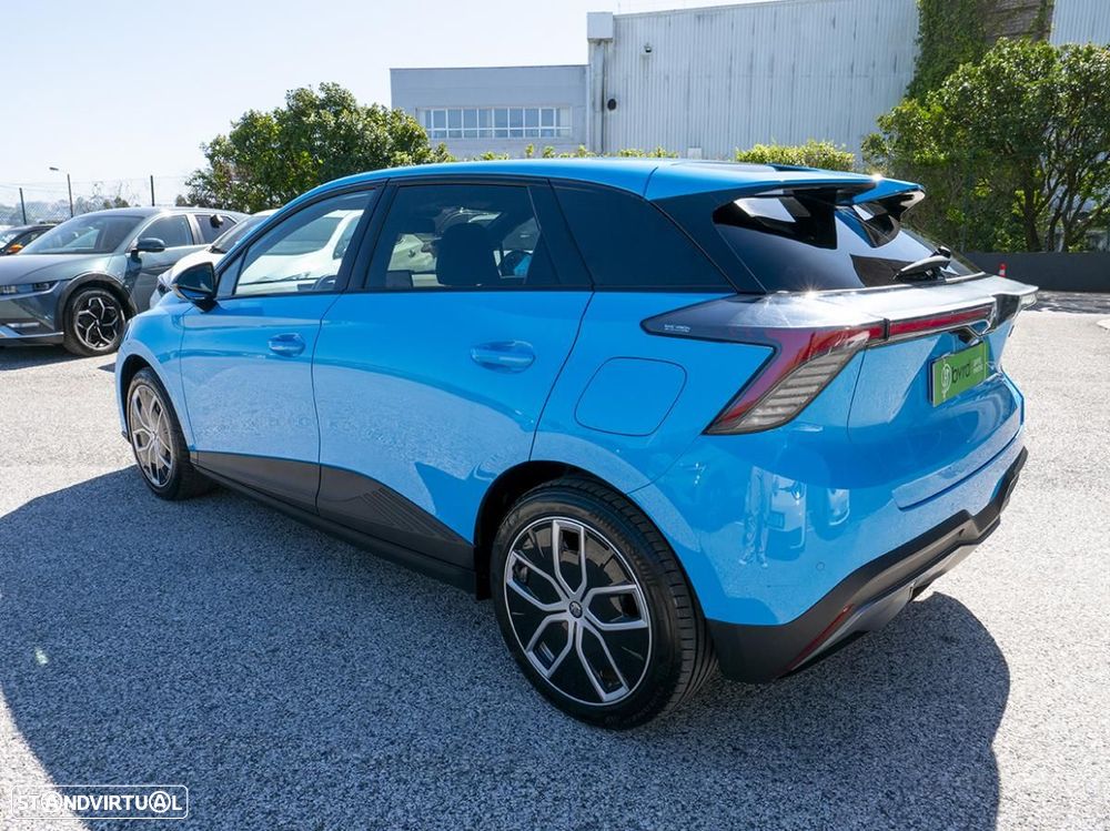 MG MG4 64 kWh Luxury - 9