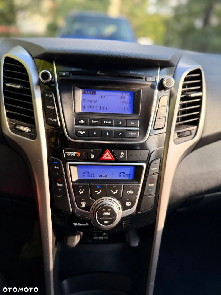 Hyundai i30 - 21