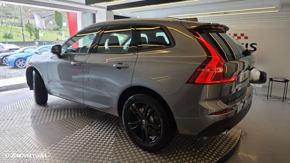 Volvo XC 60 2.0 D4 Momentum Plus Geartronic - 23