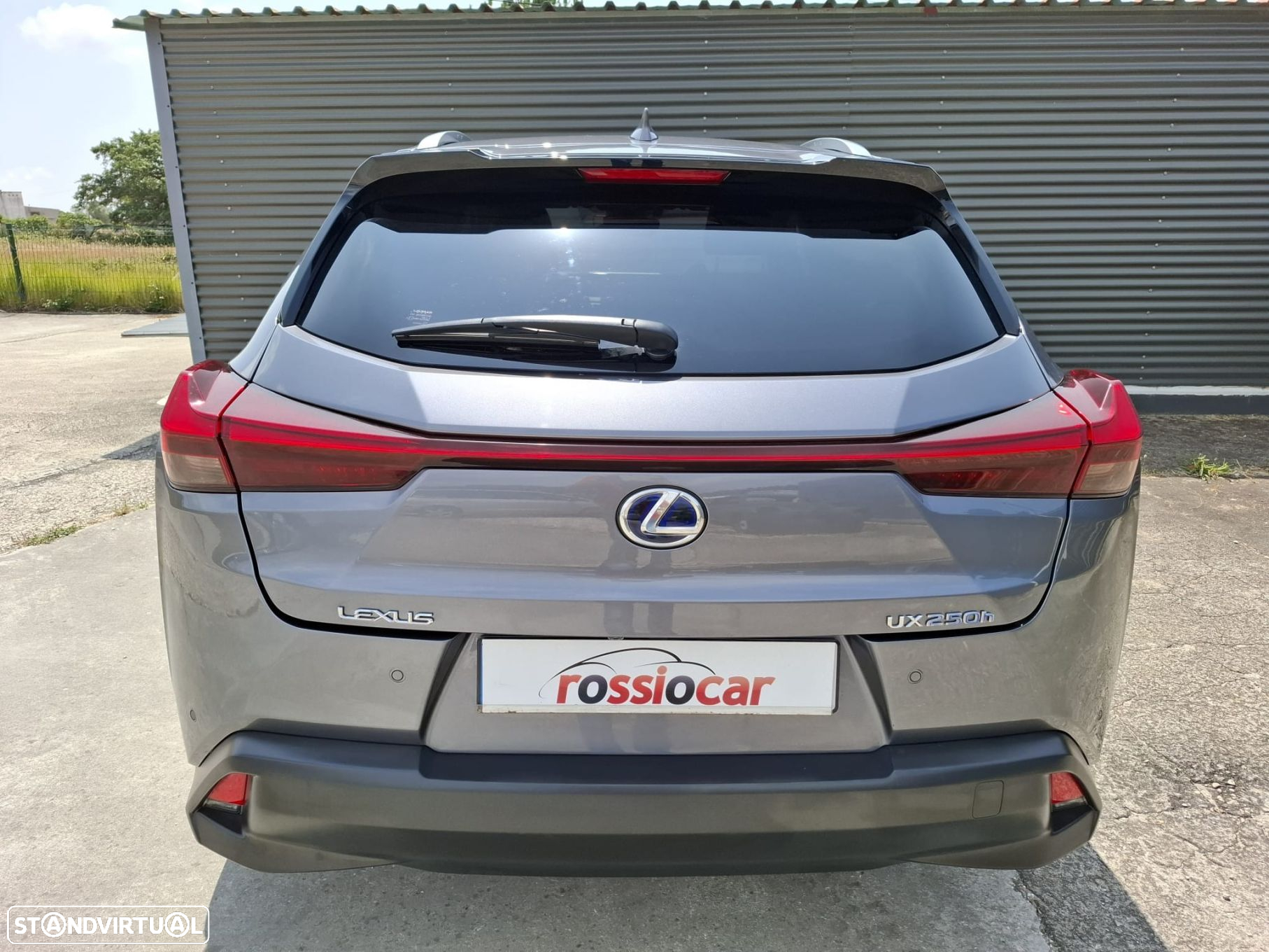 Lexus UX 250h Executive - 8