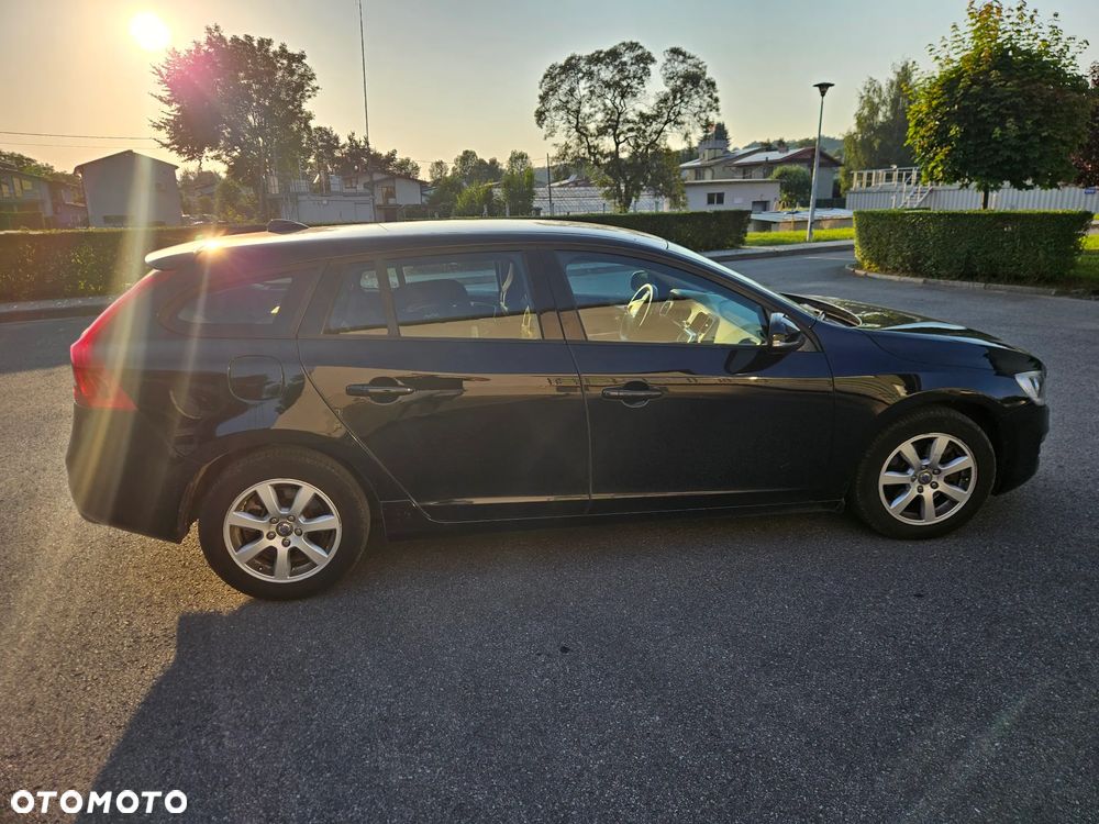 Volvo V60 D3 Kinetic - 3