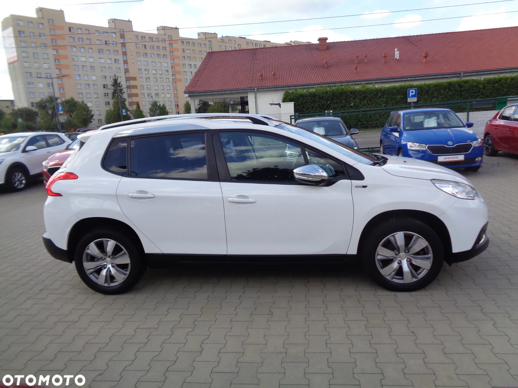Peugeot 2008 1.2 Pure Tech Style - 5