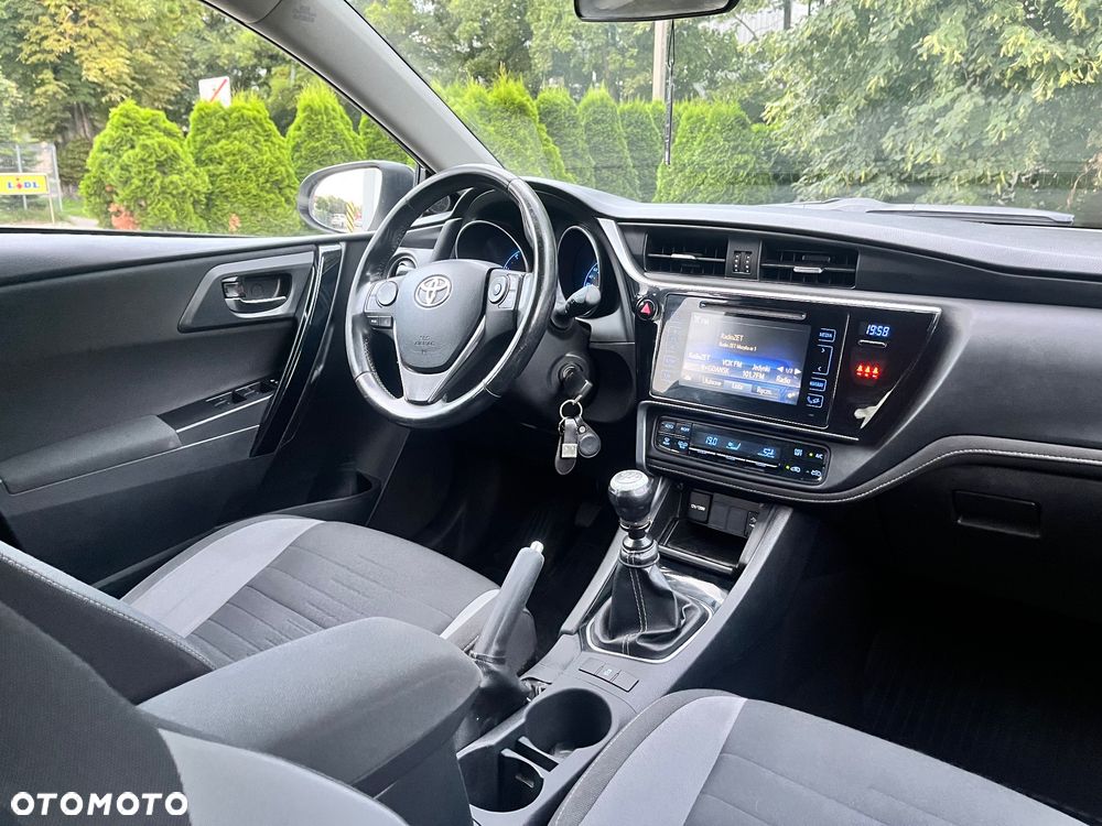 Toyota Auris 1.4 D-4D Premium - 14