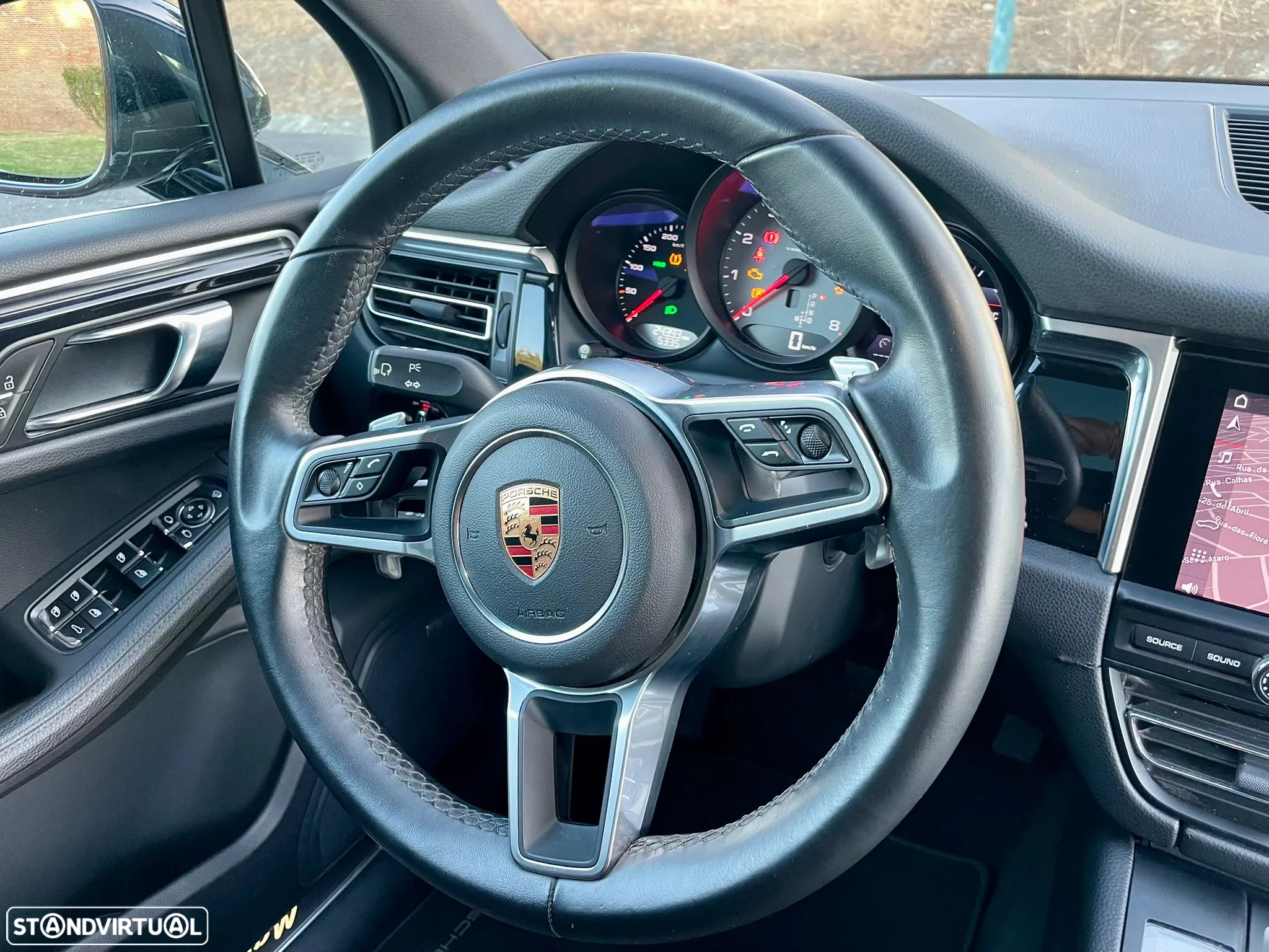 Porsche Macan S - 17