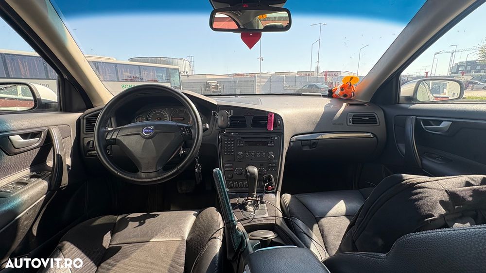 Volvo S60 2.4 D Momentum Geartronic - 7