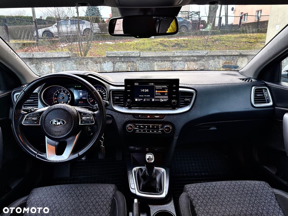 Kia Ceed 1.5 T-GDI L Business Line - 17