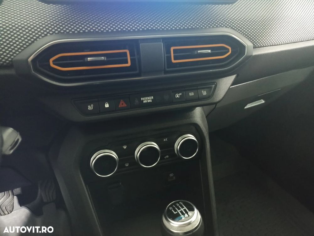 Dacia Sandero Stepway TCe 90 MT6 Extreme - 12