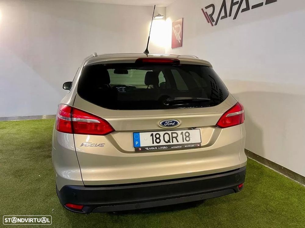 Ford Focus SW 1.5 TDCi Titanium DPS - 9