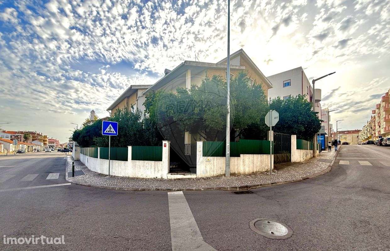 Moradia T5 para venda - Grande imagem: 2/36