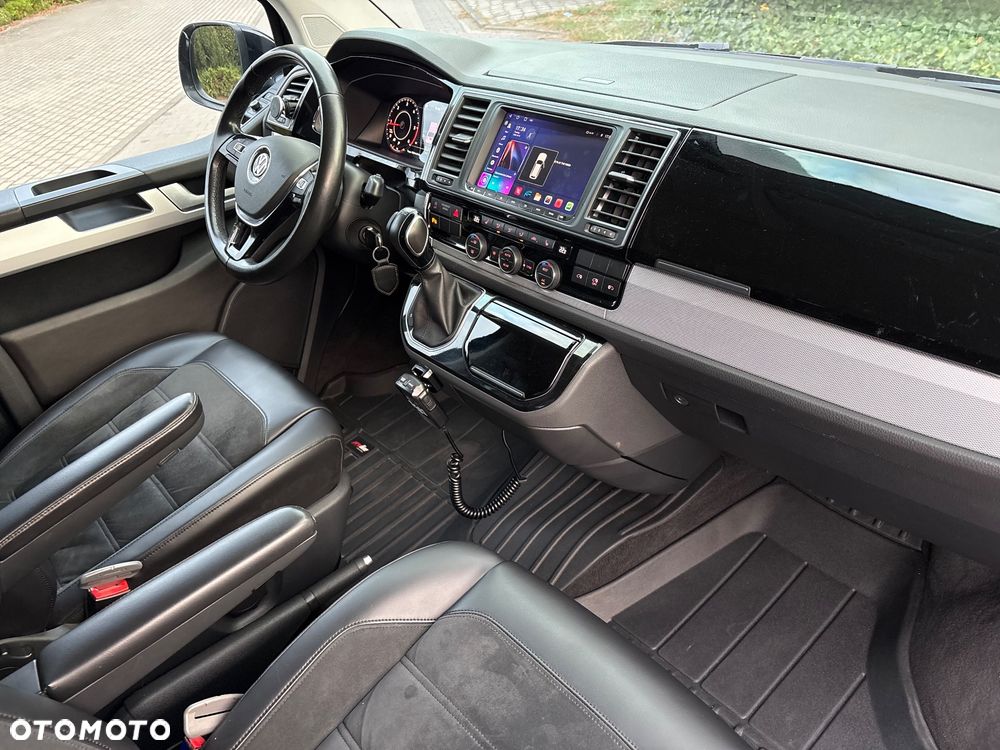 Volkswagen Multivan - 20