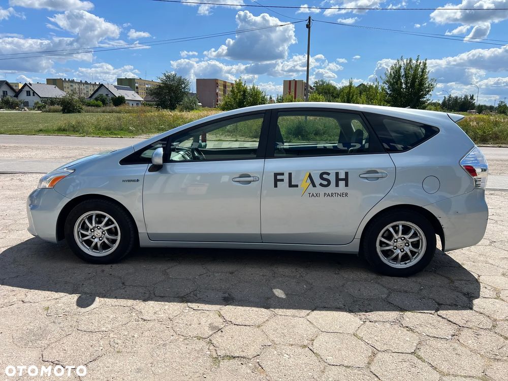 Toyota Prius+ - 9