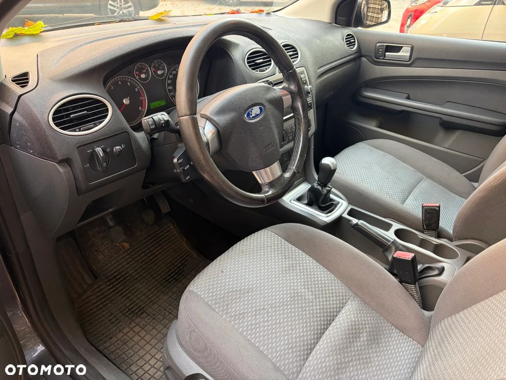 Ford Focus - 11