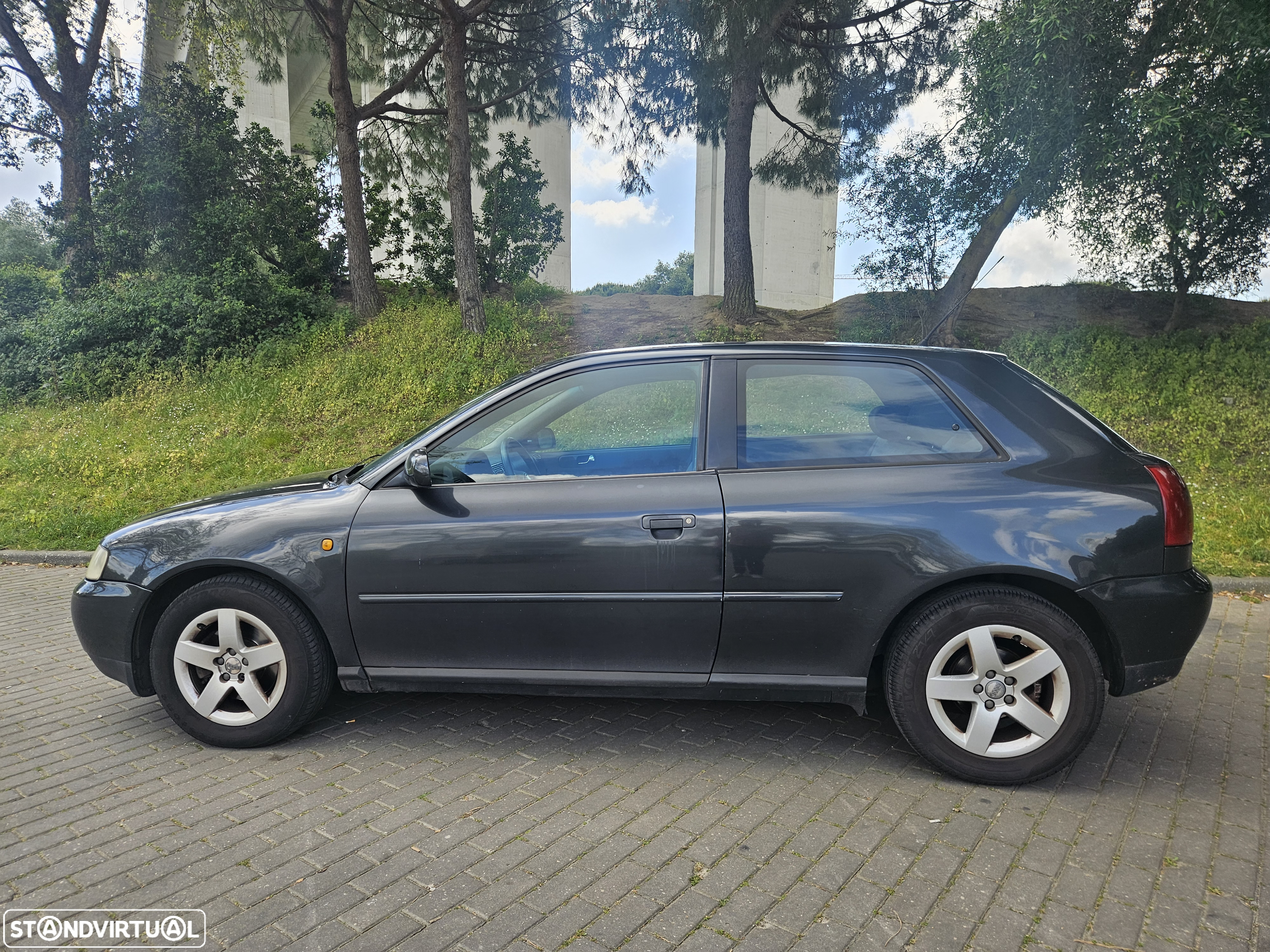 Audi A3 1.9 TDI Attraction - 6