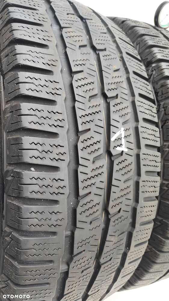 Opony Zimowe 225/60/16C Toyo 4szt 6mm - 2