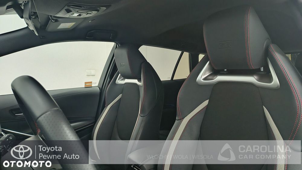 Toyota Corolla 1.8 Hybrid GR Sport Dynamic - 12