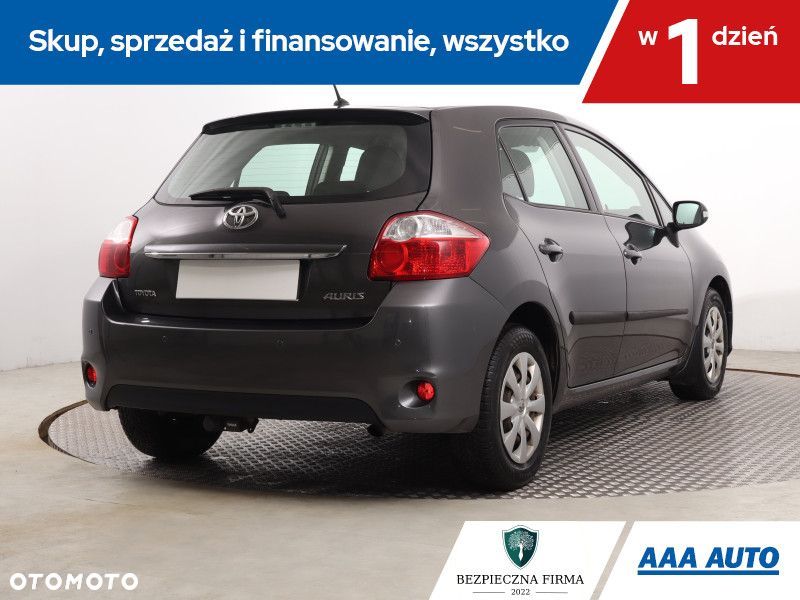 Toyota Auris - 6