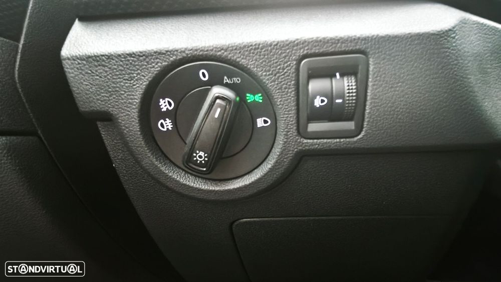 VW T-Cross 1.0 TSI Life - 8
