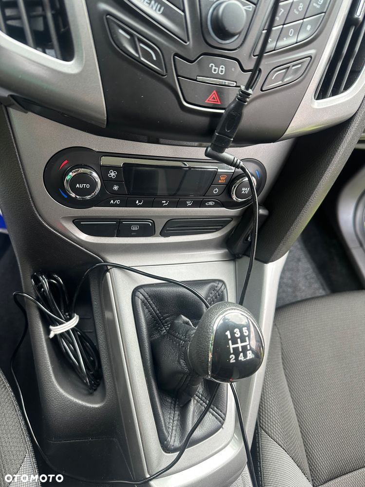Ford Focus 1.6 Trend Sport - 13