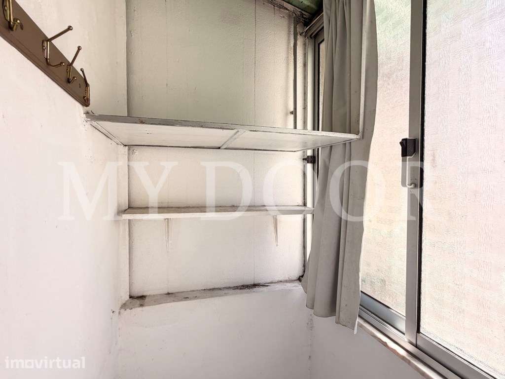 Apartamento T2 - Moscavide - Boas Áreas - Muita luz - Grande imagem: 4/23
