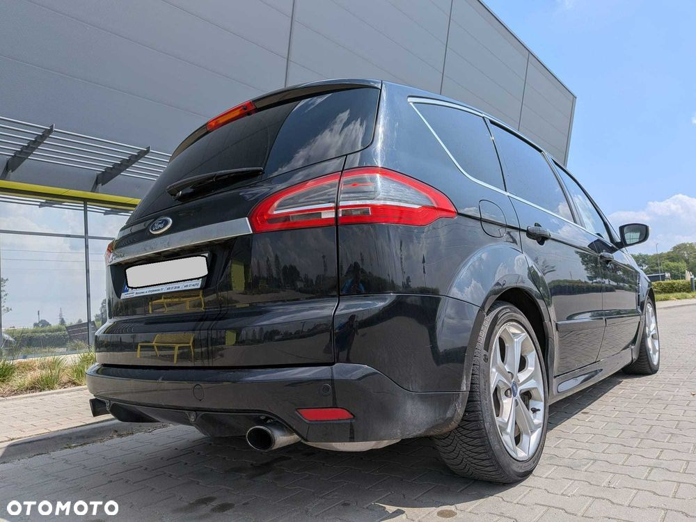 Ford S-Max 2012 photo 2