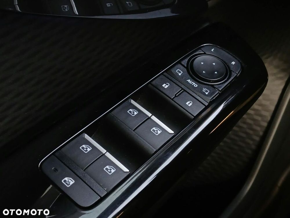 Toyota Urban Cruiser 61kWh 4x4 Executive - 37