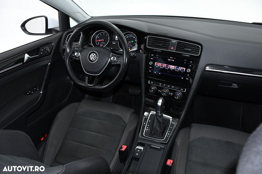 Volkswagen Golf - 7