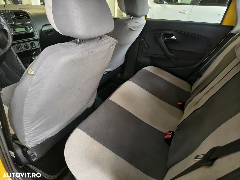 Volkswagen Polo - 9
