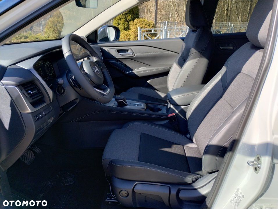 Nissan Qashqai - 12
